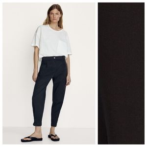 NWT. Massimo Dutti Black Cotton Darted Cropped Trousers. Size 8